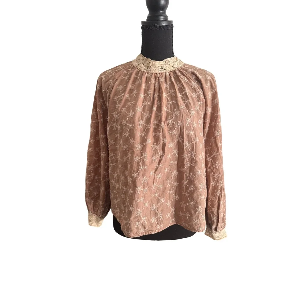 ZARA Mock Neck‎ Embroidered Lace Blouse Women XS Brown Long Sleeve Button Back